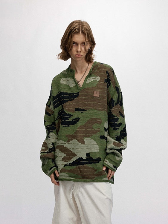 Computer Jacquard Small V-neck Camouflage Sweater