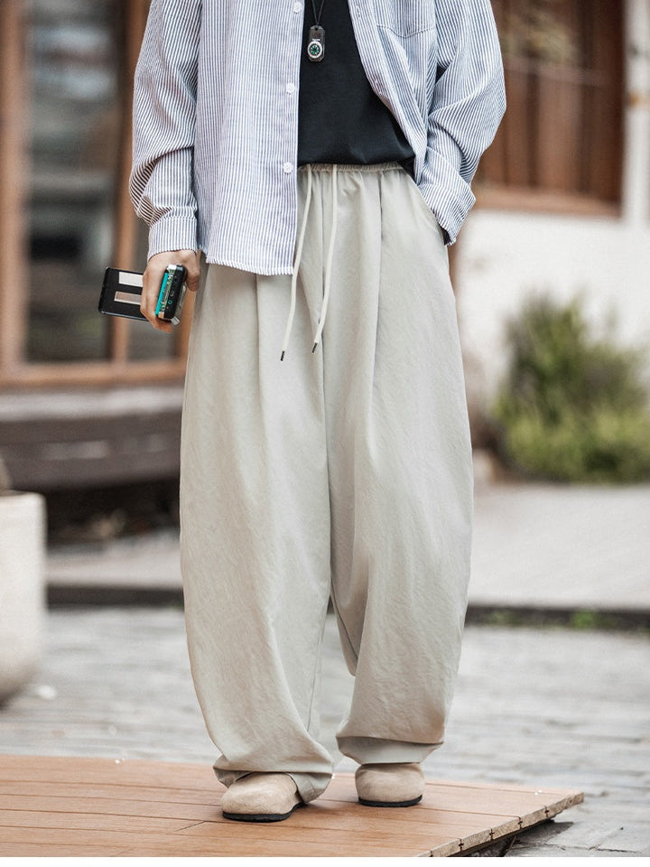 Liber Autumn Neutral wear Solid Color Pants