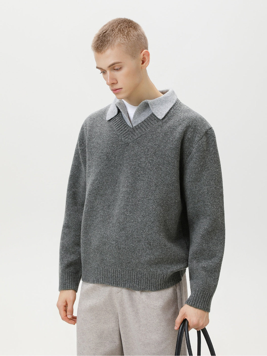 Fake two-piece lapel sweater