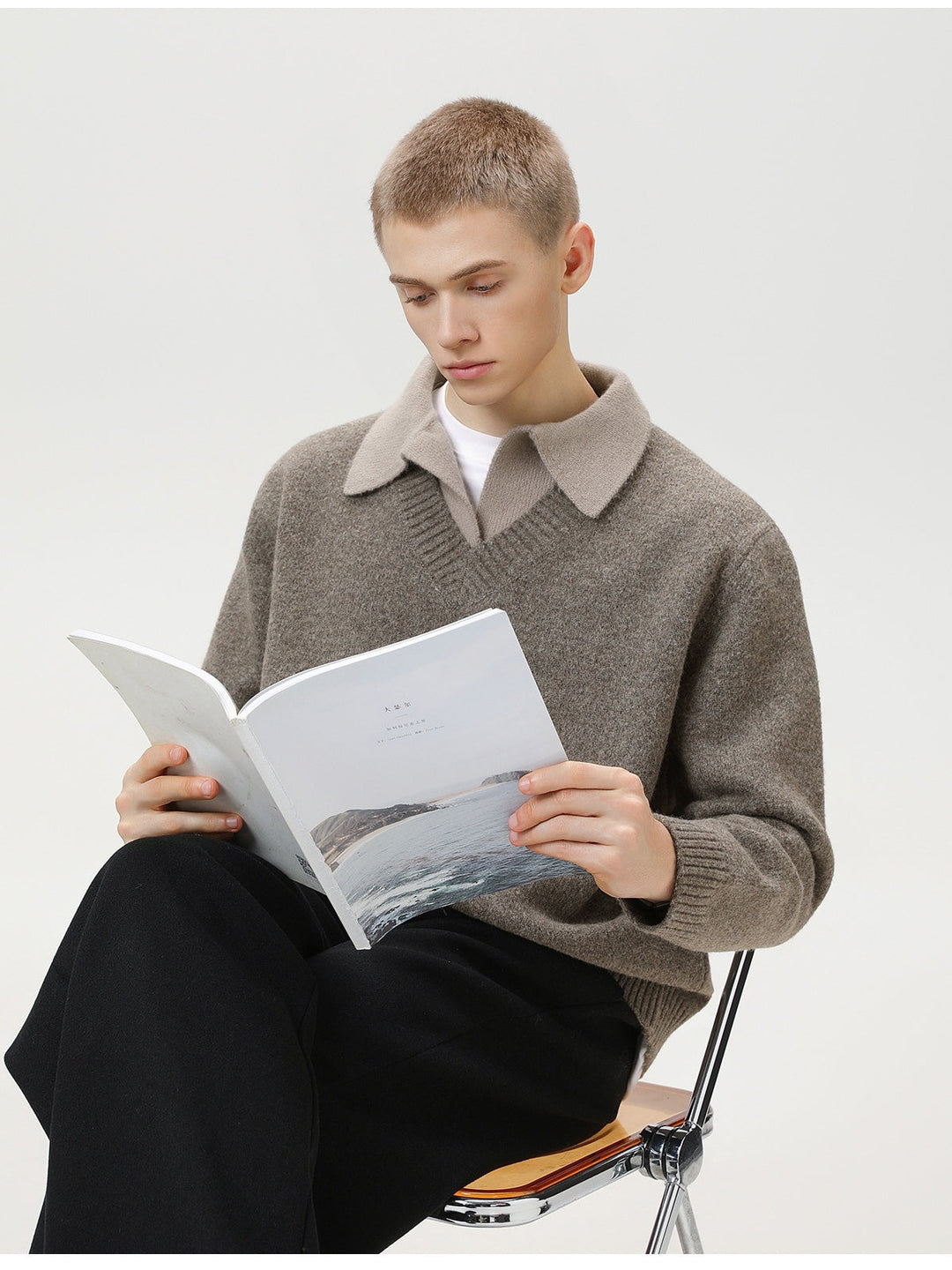 Fake two-piece lapel sweater